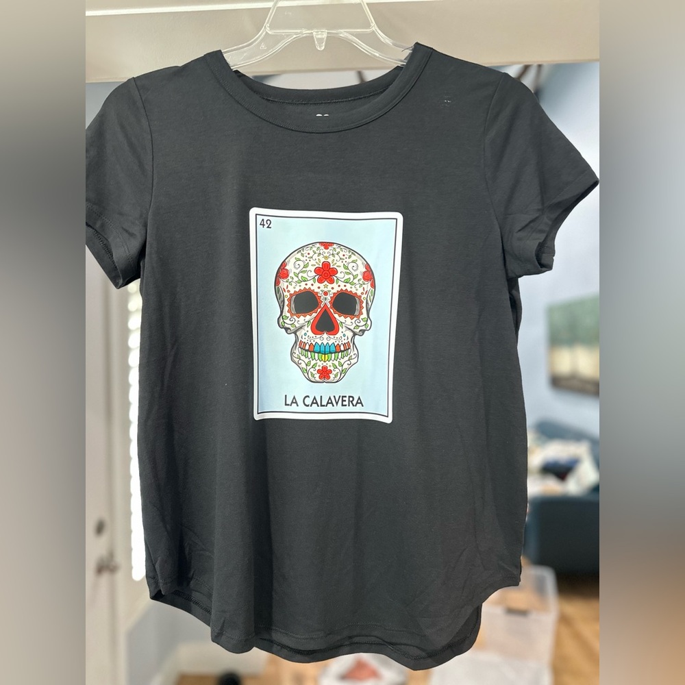 SO Black Skull Graphic Tee